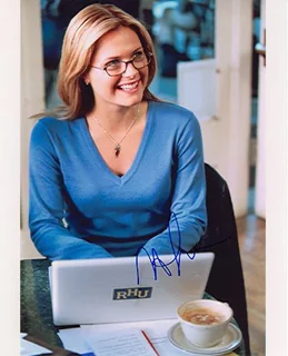 Maggie Lawson autograph