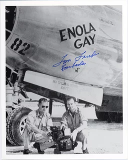 Tom Ferebee autograph