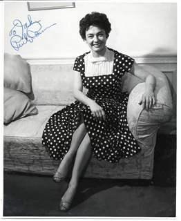 Ruth Roman autograph