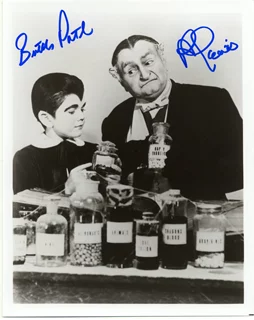 The Munsters autograph