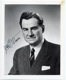 Lowell Thomas autograph