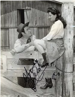 Yvonne DeCarlo autograph