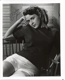 Mala Powers autograph