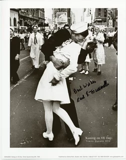 Carl Muscarello autograph