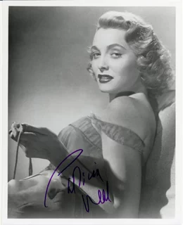 Patricia Neal autograph
