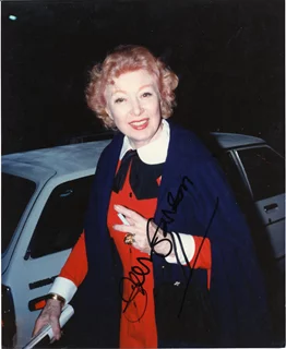 Greer Garson autograph