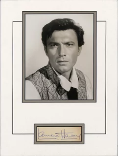 Laurence Harvey autograph