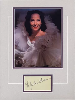 Merle Oberon autograph