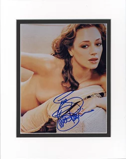 Leah Remini autograph
