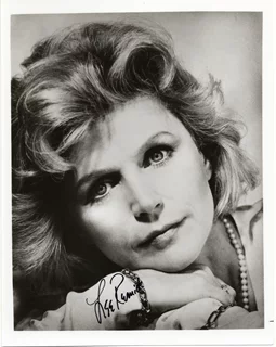 Lee Remick autograph