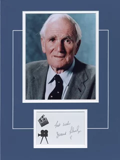 Desmond Llewelyn autograph