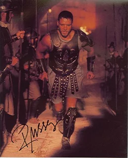 Russell Crowe autograph