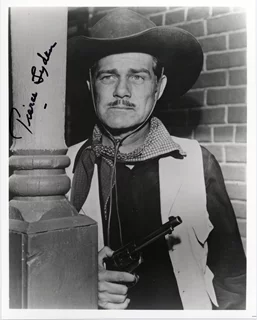 Pierce Lyden autograph