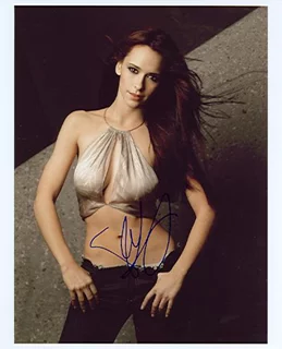Jennifer Love Hewitt autograph