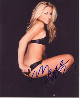 Mercedes McNab autograph