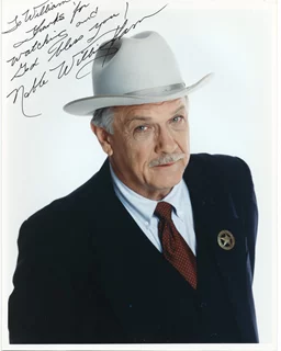 Noble Willingham autograph