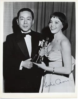 Leslie Caron autograph