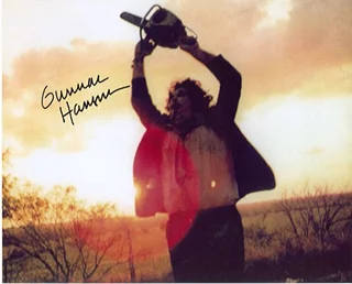 Gunnar Hansen autograph