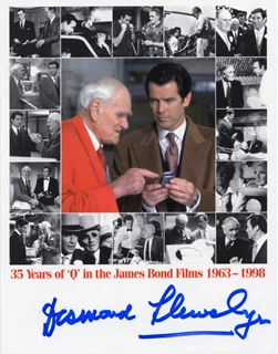 Desmond Llewelyn autograph
