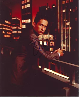 Enrique Murciano autograph