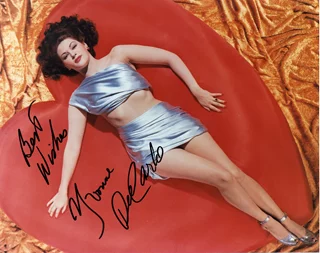Yvonne DeCarlo autograph