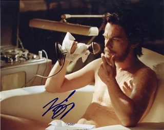 Leonardo DiCaprio autograph