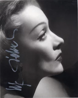 Marlene Dietrich autograph