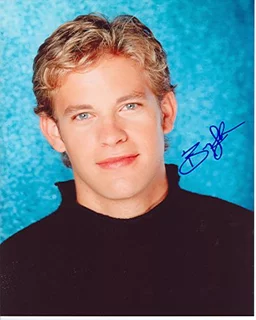 Bryce Johnson autograph