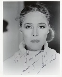 Joan Hackett autograph