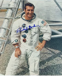 Richard Gordon autograph