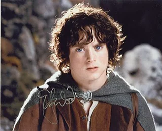 Elijah Wood autograph