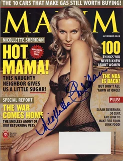 Nicollette Sheridan autograph