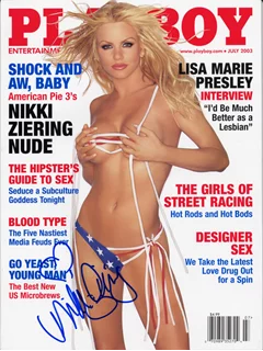Nikki Schieler Ziering autograph