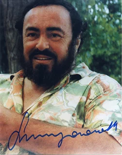 Luciano Pavarotti autograph