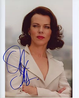 Debi Mazar autograph