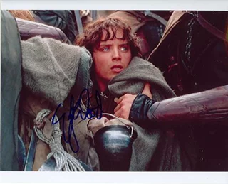 Elijah Wood autograph
