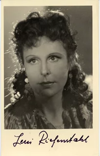 Leni Riefenstahl autograph