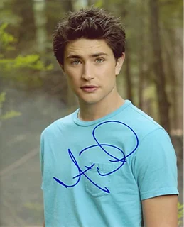 Matt Dallas autograph