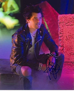 Joshua Jackson autograph