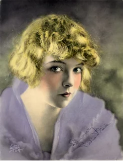 Lillian Gish autograph