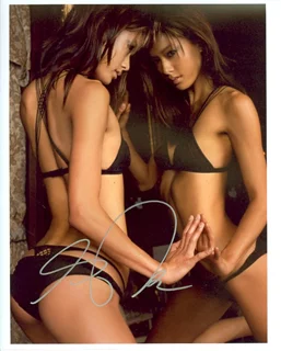 Grace Park autograph
