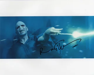 Ralph Fiennes autograph
