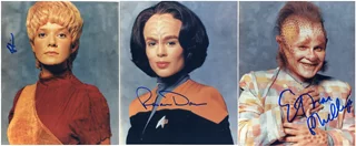 Star Trek: Voyager Photo Lot autograph