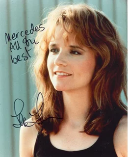 Lea Thompson autograph