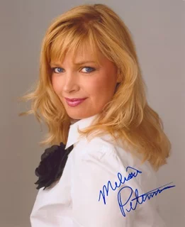 Melissa Peterman autograph