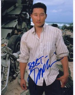 Daniel Dae Kim autograph