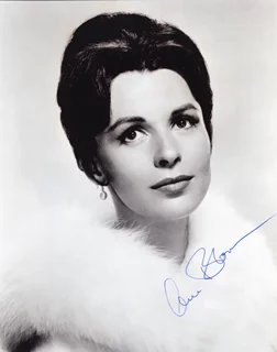 Claire Bloom autograph