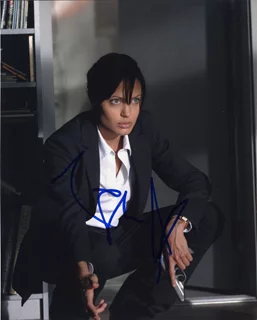 Angelina Jolie autograph