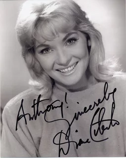 Diane Cilento autograph
