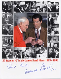 Desmond Llewelyn autograph